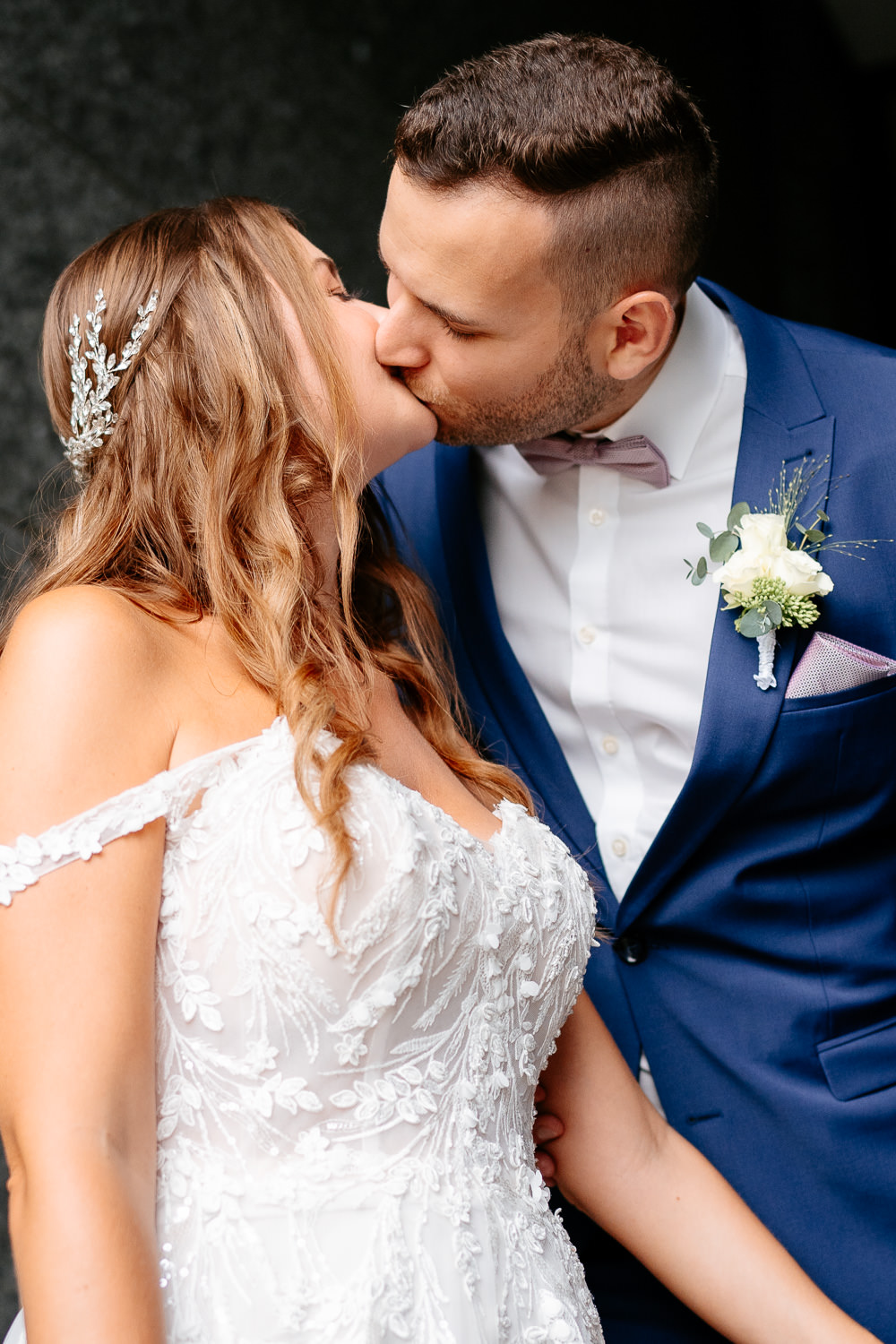 Hochzeiten, Hochzeit, Hochzeitsfotografie, Hochzeitsfotograf, Hochzeitsfotografin, natürliche Hochzeitsreportagen, Ludwigshafen, natürliche Hochzeitsfotografie, Ganztagesreportagen, Mannheim, Pfalz, Heidelberg, Frankfurt, Karlsruhe, Ludwigshafen, ewige Erinnerungen, eure Erinnerungen, kleine und große Momente, authentische Hochzeitsfotografie, Hochzeitsfotograf in der Nähe, Hochzeitsfotos Pfalz, Hochzeitsfotograf Hessen, Hochzeitsbilder Karlsruhe, Hochzeitsbilder Mannheim, Hochzeitsbilder Frankfurt, Hochzeitsfotos Saarland, natürliche Hochzeitsfotos, Hochzeitsfotos, Hochzeit Fotos, Hochzeitsshooting, After Wedding Shooting, After Wedding Fotos, besondere Fotos Hochzeit, Hochzeitsreportage, lebendige Hochzeitsfotos, ungestellte Hochzeitsfotos, Geschenk zur Hochzeit, Fotos Junggesellinnen Abschied, Junggesellinnenabschied, Bilder Junggesellinnen, Fotos nach der Hochzeit, authentische Fotografie, liebevolle Bilder