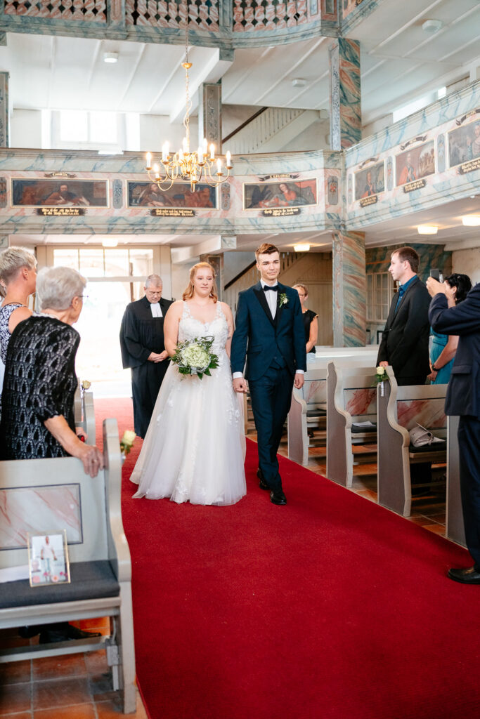 Hochzeiten, Hochzeit, Hochzeitsfotografie, Hochzeitsfotograf, Hochzeitsfotografin, natürliche Hochzeitsreportagen, Ludwigshafen, natürliche Hochzeitsfotografie, Ganztagesreportagen, Mannheim, Pfalz, Heidelberg, Frankfurt, Karlsruhe, Ludwigshafen, ewige Erinnerungen, eure Erinnerungen, kleine und große Momente, authentische Hochzeitsfotografie, Hochzeitsfotograf in der Nähe, Hochzeitsfotos Pfalz, Hochzeitsfotograf Hessen, Hochzeitsbilder Karlsruhe, Hochzeitsbilder Mannheim, Hochzeitsbilder Frankfurt, Hochzeitsfotos Saarland, natürliche Hochzeitsfotos, Hochzeitsfotos, Hochzeit Fotos, Hochzeitsshooting, After Wedding Shooting, After Wedding Fotos, besondere Fotos Hochzeit, Hochzeitsreportage, lebendige Hochzeitsfotos, ungestellte Hochzeitsfotos, Geschenk zur Hochzeit, Fotos Junggesellinnen Abschied, Junggesellinnenabschied, Bilder Junggesellinnen, Fotos nach der Hochzeit, authentische Fotografie, liebevolle Bilder