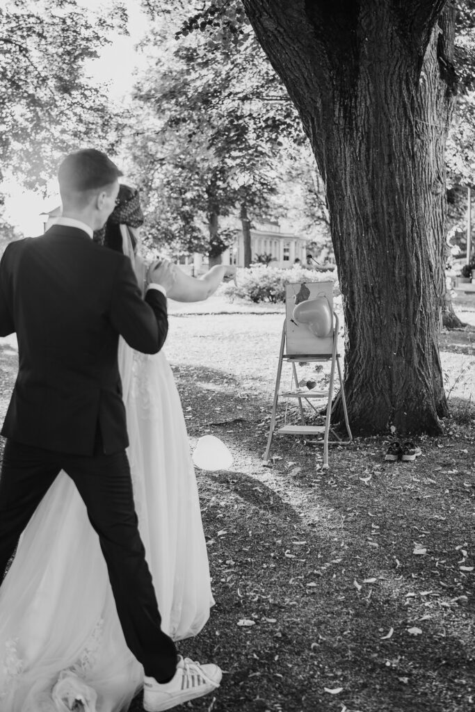 Hochzeiten, Hochzeit, Hochzeitsfotografie, Hochzeitsfotograf, Hochzeitsfotografin, natürliche Hochzeitsreportagen, Ludwigshafen, natürliche Hochzeitsfotografie, Ganztagesreportagen, Mannheim, Pfalz, Heidelberg, Frankfurt, Karlsruhe, Ludwigshafen, ewige Erinnerungen, eure Erinnerungen, kleine und große Momente, authentische Hochzeitsfotografie, Hochzeitsfotograf in der Nähe, Hochzeitsfotos Pfalz, Hochzeitsfotograf Hessen, Hochzeitsbilder Karlsruhe, Hochzeitsbilder Mannheim, Hochzeitsbilder Frankfurt, Hochzeitsfotos Saarland, natürliche Hochzeitsfotos, Hochzeitsfotos, Hochzeit Fotos, Hochzeitsshooting, After Wedding Shooting, After Wedding Fotos, besondere Fotos Hochzeit, Hochzeitsreportage, lebendige Hochzeitsfotos, ungestellte Hochzeitsfotos, Geschenk zur Hochzeit, Fotos Junggesellinnen Abschied, Junggesellinnenabschied, Bilder Junggesellinnen, Fotos nach der Hochzeit, authentische Fotografie, liebevolle Bilder